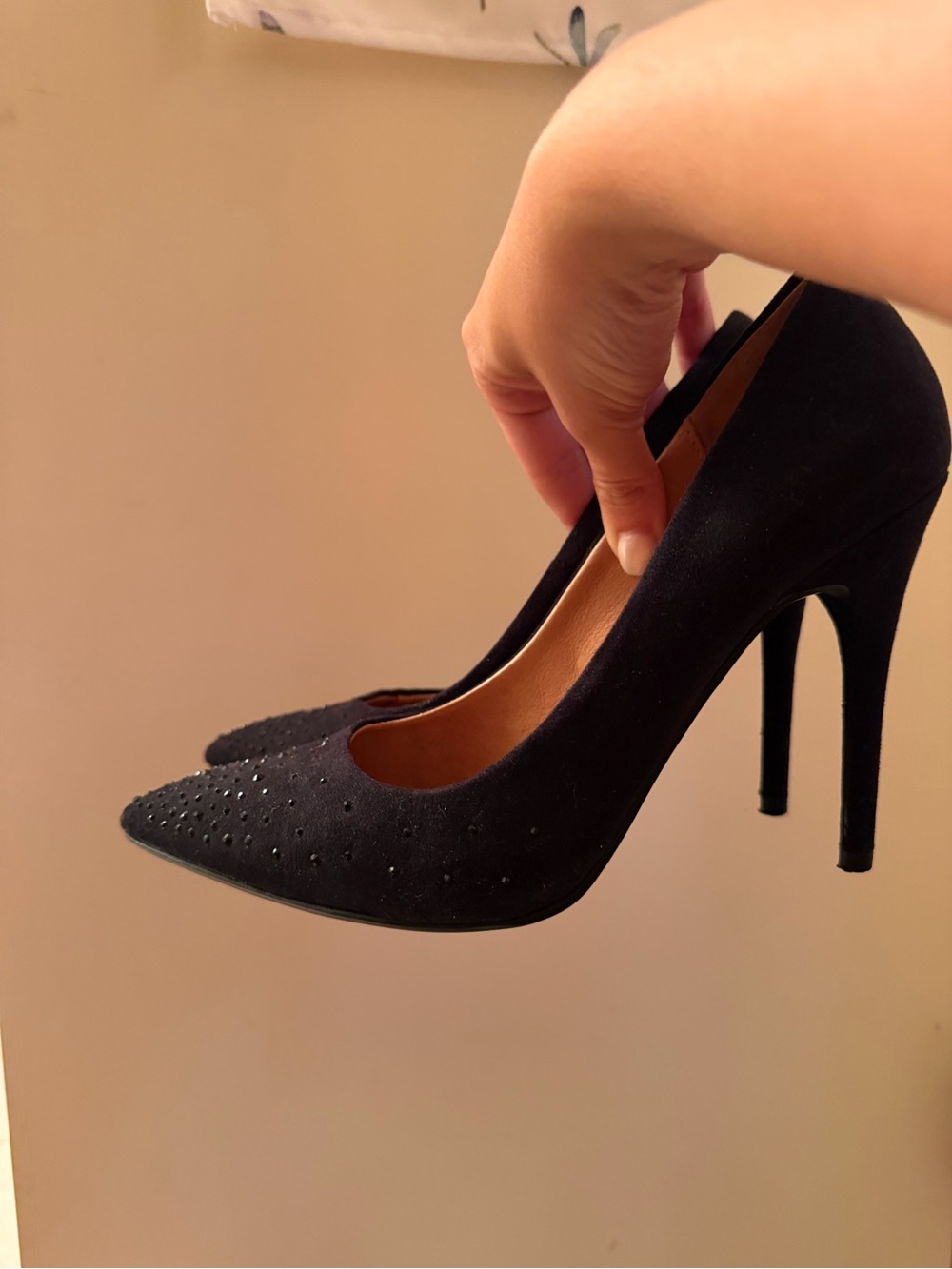 Classic Black Pointed Toe Stiletto Pumps - Elegant Evening Heels